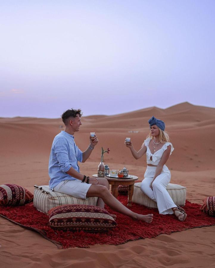 Overnight Luxury Camp مرزوكة المظهر الخارجي الصورة